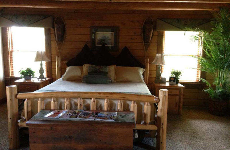 Guest bedroom at Pine Lakes Lodge.