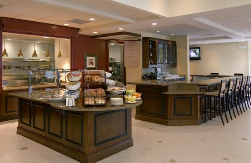 Breakfast dining at Hilton Garden Inn Cleveland East/Mayfield Village.