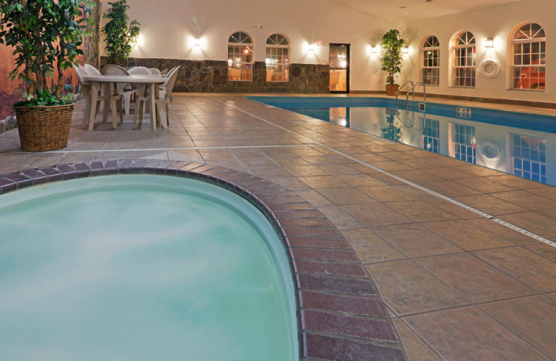 Indoor pool at Holiday Inn Express Keystone.