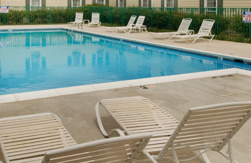 Outdoor Pool at Holiday Inn Leesburg