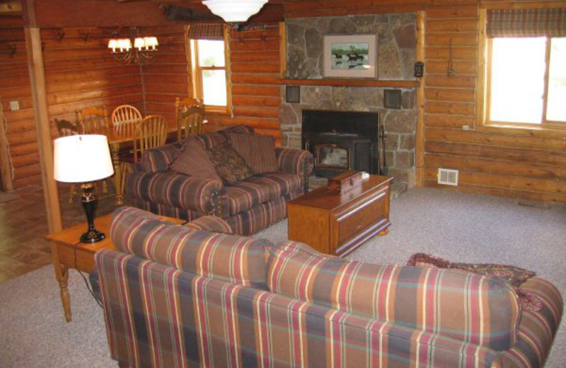 Cabin living room at Eagles Nest Cabins.