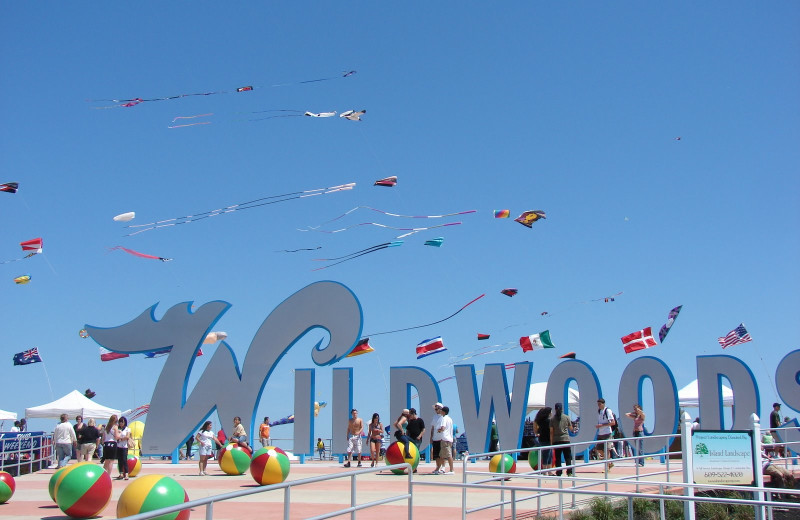 Wildwoods sign at Diamond Crest Motel.