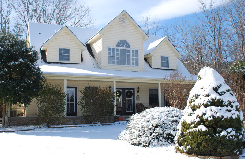 Exterior view of Big Pine Trout Farm.