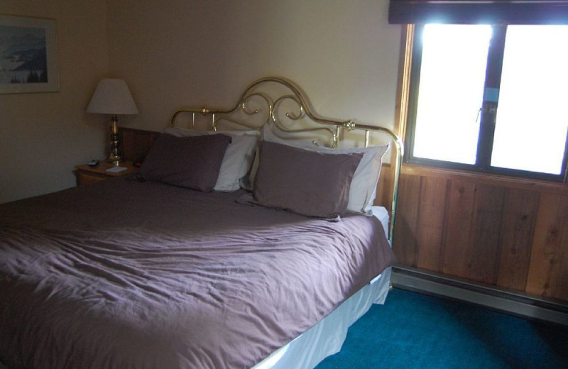 Guest room at Aspen View Lodge.