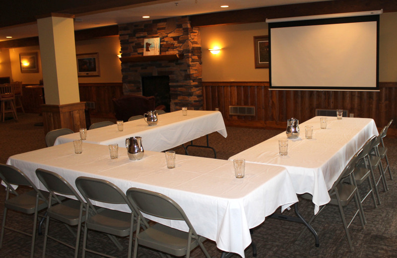 Meeting room at Big Sandy Lodge & Resort.