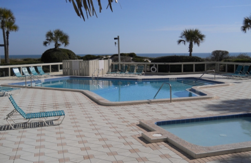 Rental outdoor pool at Amelia Island Rentals, Inc. 