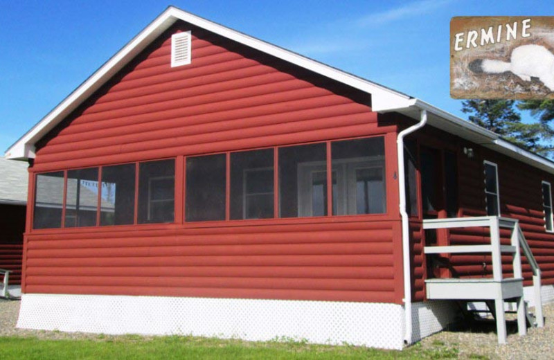 Cabin exterior at Jackson's Lodge and Log Cabins.