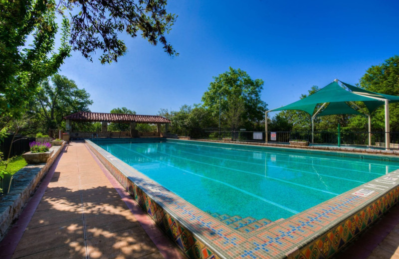 Outdoor pool at Mo-Ranch.