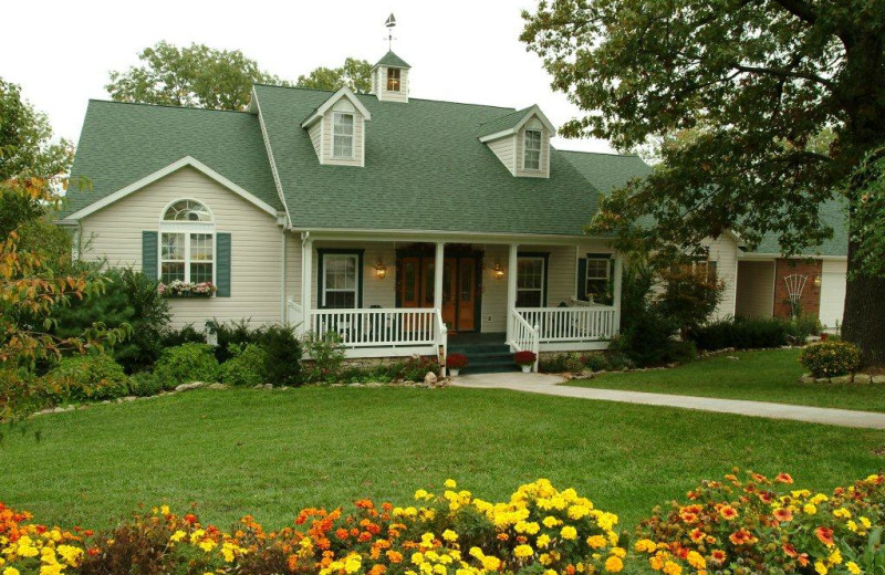 Exterior view of The Inn at Harbour Ridge.