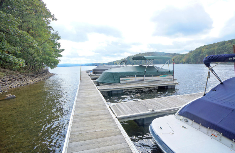 Rental dock at Railey Vacations.