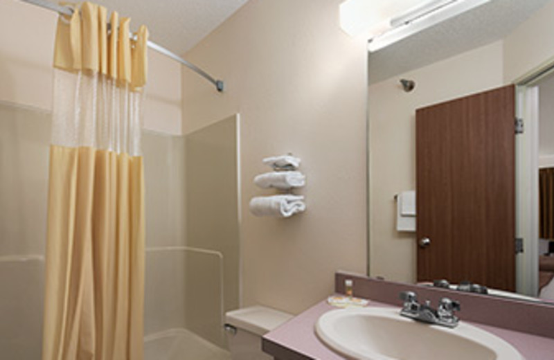 Guest bathroom at Days Inn Hinckley.