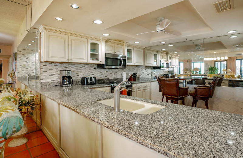 Rental kitchen at 1800 Atlantic, All Florida Keys Property Management.