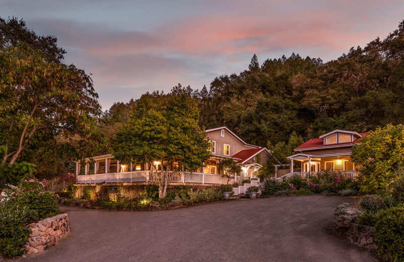 Exterior view of Meadowlark Country House.