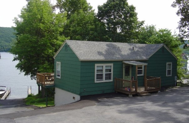 Cottage exterior at Tea Island Resort.