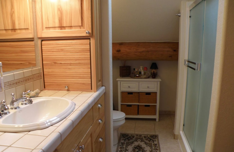 Guest bathroom at Powder Creek Ranch.