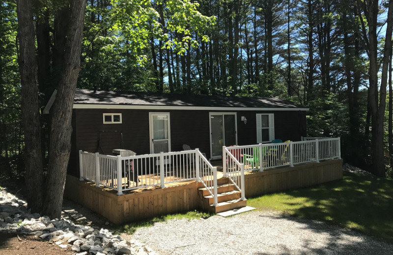 Cabin exterior at Bonnie Lake Resort.