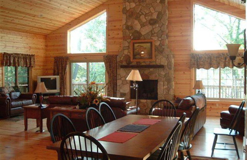 Cottage living room at Riverbend Retreat Resort Lodge 