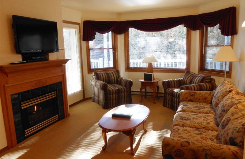 Guest living room at Pheasant Park Resort.