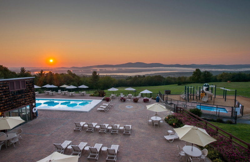 Outdoor pool at Steele Hill Resorts.