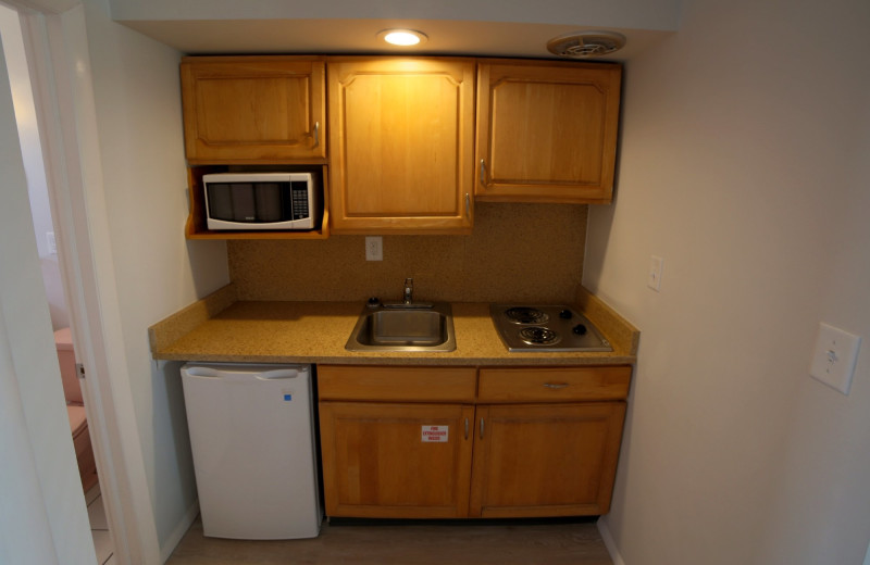 Guest kitchen at The South Winds.