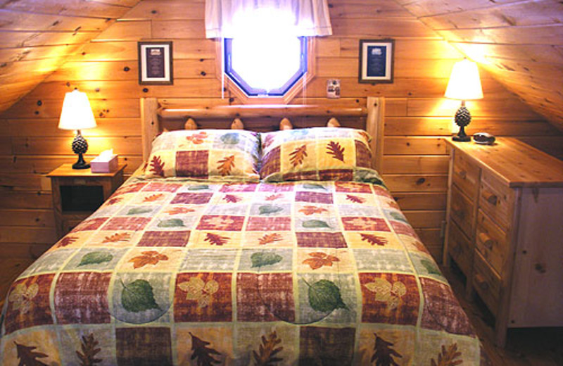 Guest bedroom at Nature's Pointe Cabins.