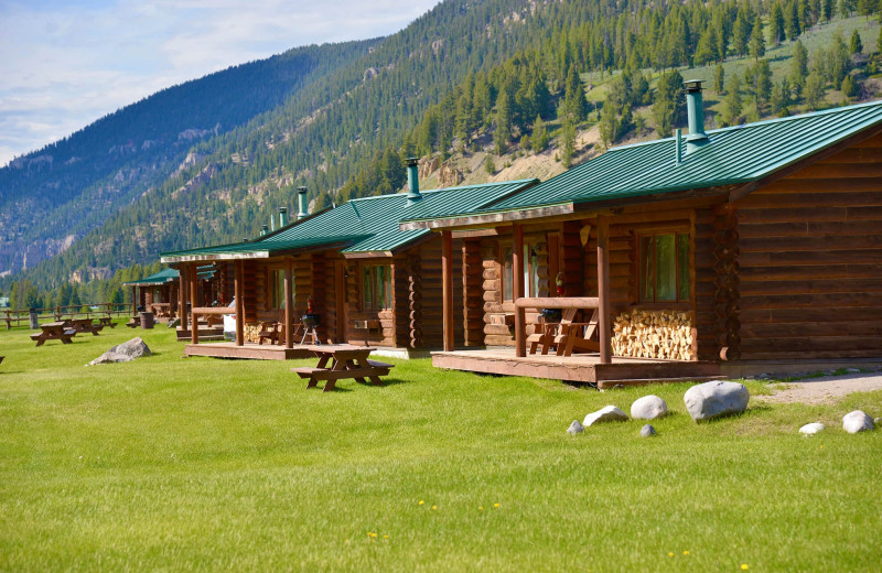 Cabins exterior at 320 Guest Ranch.