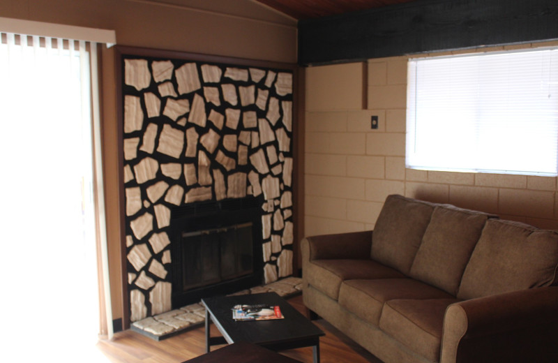 Guest living room at Hawks Landing Resort.