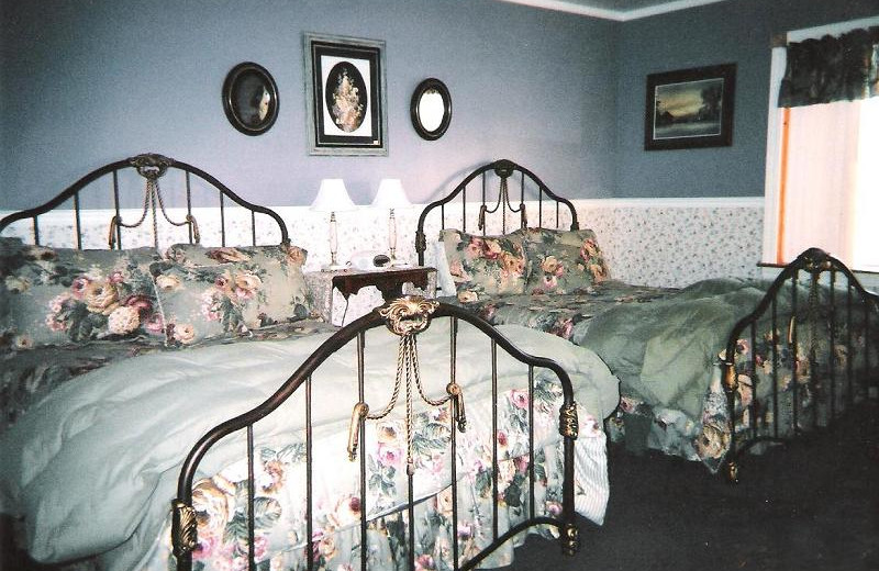 Guest room at Sage Hill Inn Bed and Breakfast.