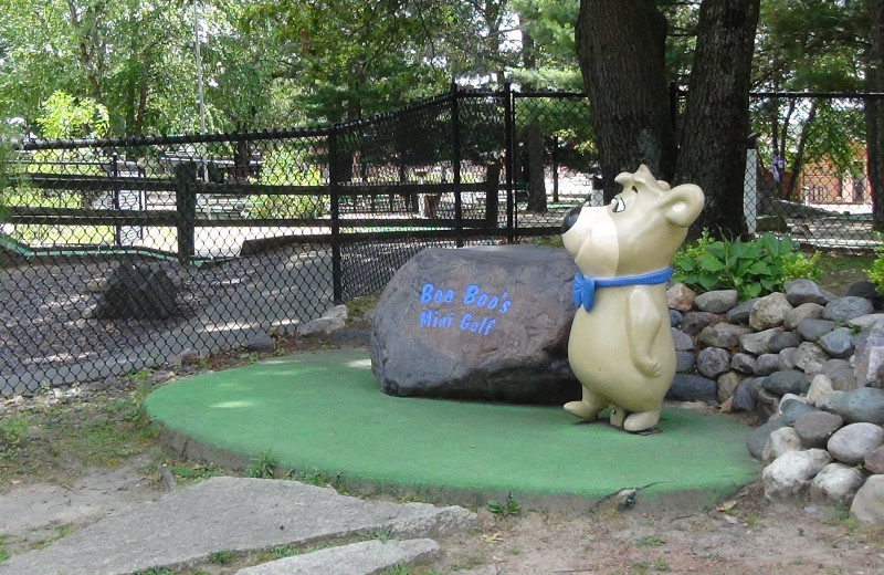 Exterior View Yogi Bear's Jellystone Park Warrens.