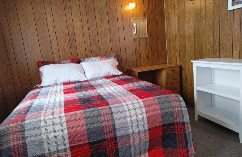 Cabin bedroom at Abbywood Resort.