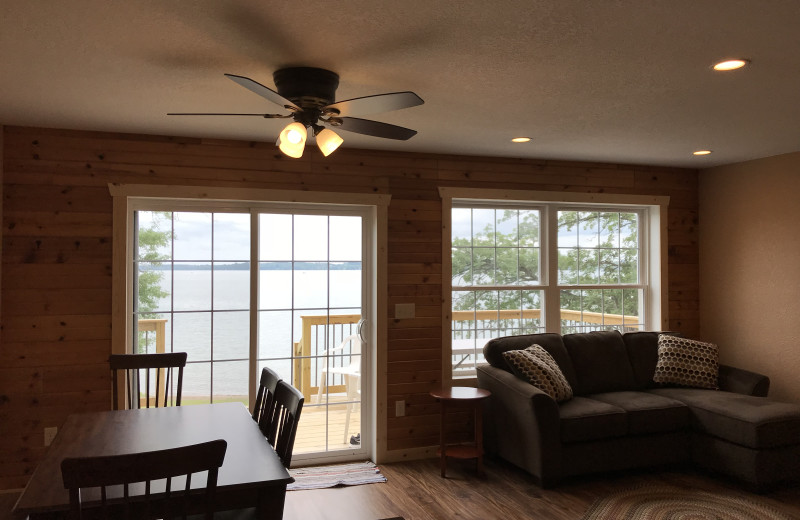 Cabin living room at Bonnie Beach Resort.