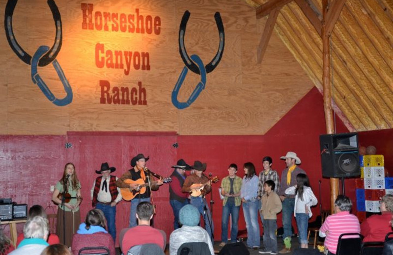 Entertainment at Horseshoe Canyon Ranch