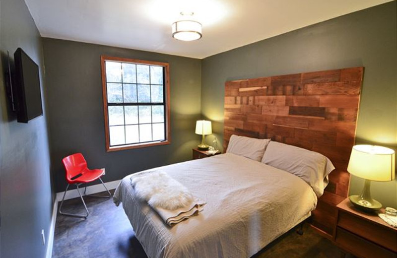 Vacation rental bedroom at Redwood Coast Vacation Rentals.