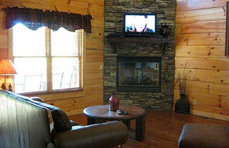 Living Room at Baskins Creek Cabin Rentals 