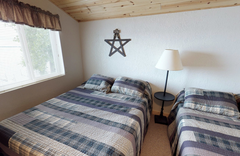 Cabin bedroom at Diamond Lake Resort.