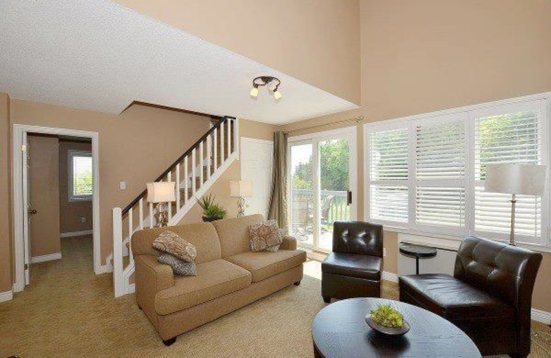 Guest living room at Mountain Springs Resort & Conference Centre.