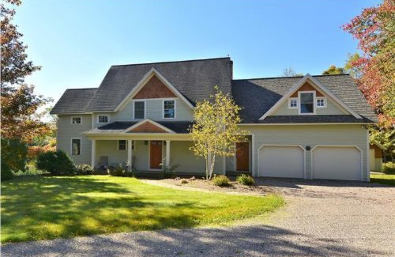 Little River Lodge - Stowe Country Homes