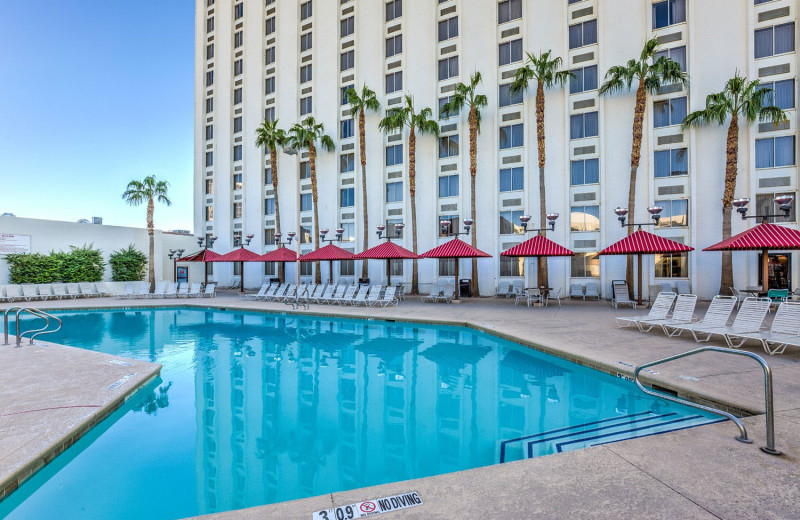 Outdoor pool at Edgewater Hotel 