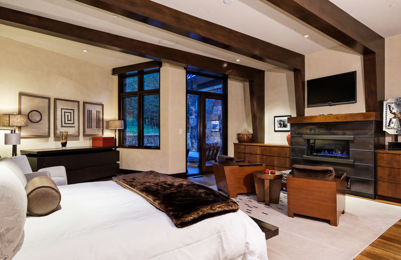 Rental bedroom at Aspen Luxury Vacation Rentals.