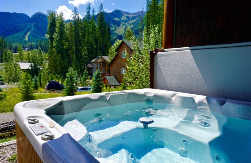 Rental hot tub at Fernie Central Reservations.