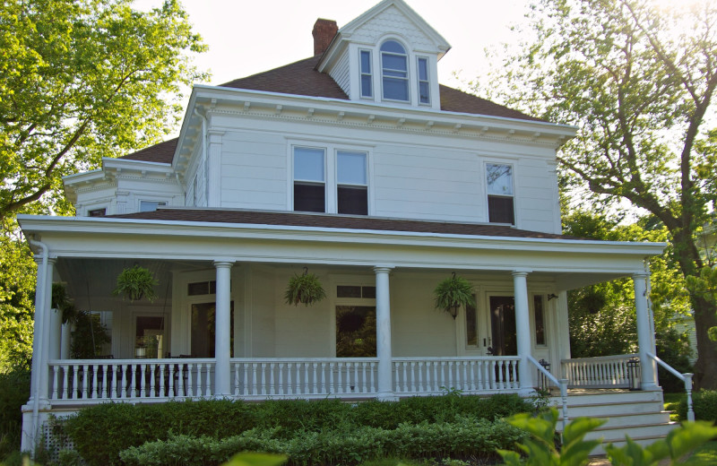 Exterior view of Fordham House B 