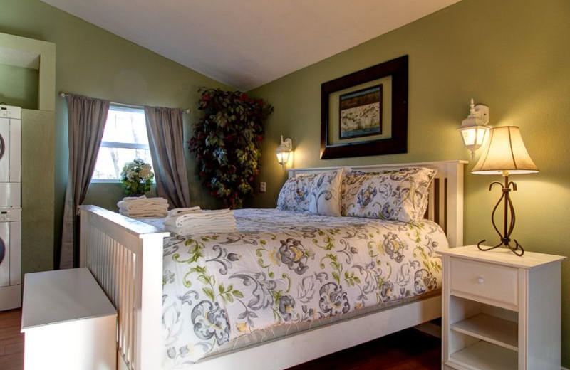 Cabin bedroom at Georgia Mountain Rentals.