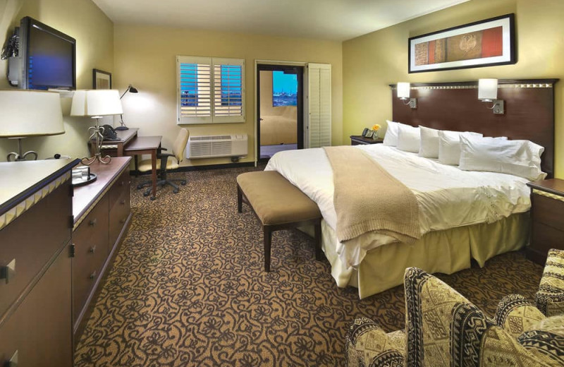 Guest room at Desert Diamond Casino.