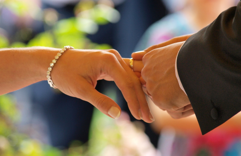 Weddings at Alpen Rose Inn.