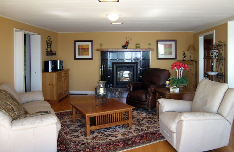 Rental living room at Island Vacation Homes.