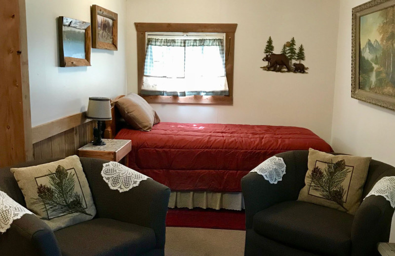 Cabin bedroom at Ox Creek Resort.