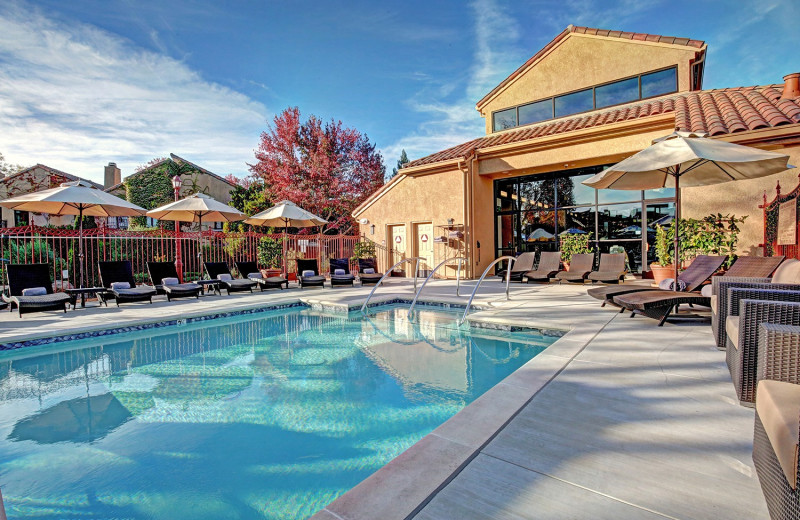 Outdoor pool at Vintners Inn.