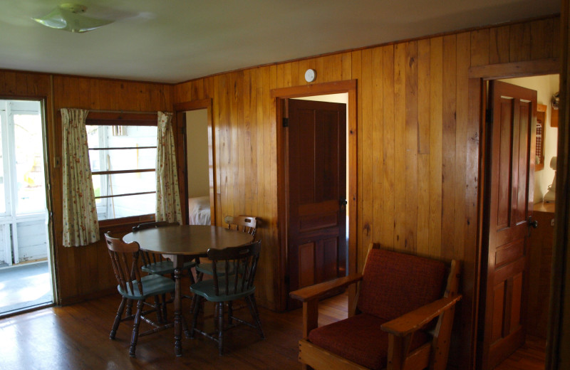 Cottage living room at Scotsman Point Cottage Resort. 