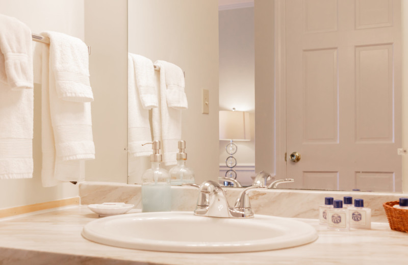 Guest bathroom at Cod Cove Inn.