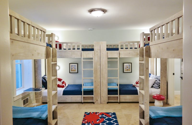 Rental bunk beds at Seabrook Cottage Rentals.